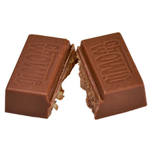 Load image into Gallery viewer, CHOWIE WOWIE CRUNCHY PRALINE (H) CHOC - 5MG THC : 5MG CBD X2
